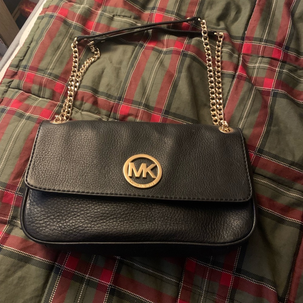 Michel Kors shoulder bag.